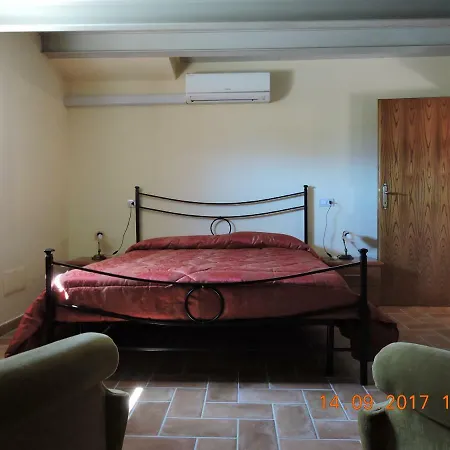 בית כפרי Casa Cardarella Beroide